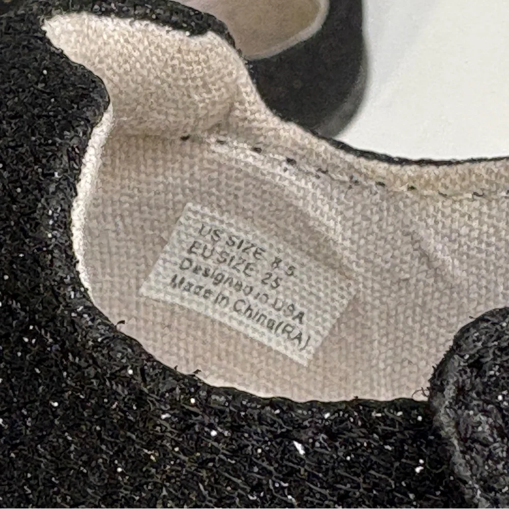 Pediped Black Glittery Mary Jane Shoes With Rose Applique Size 8.5 US 25 EU